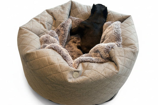 dog bed - Hideaway cave stitch
