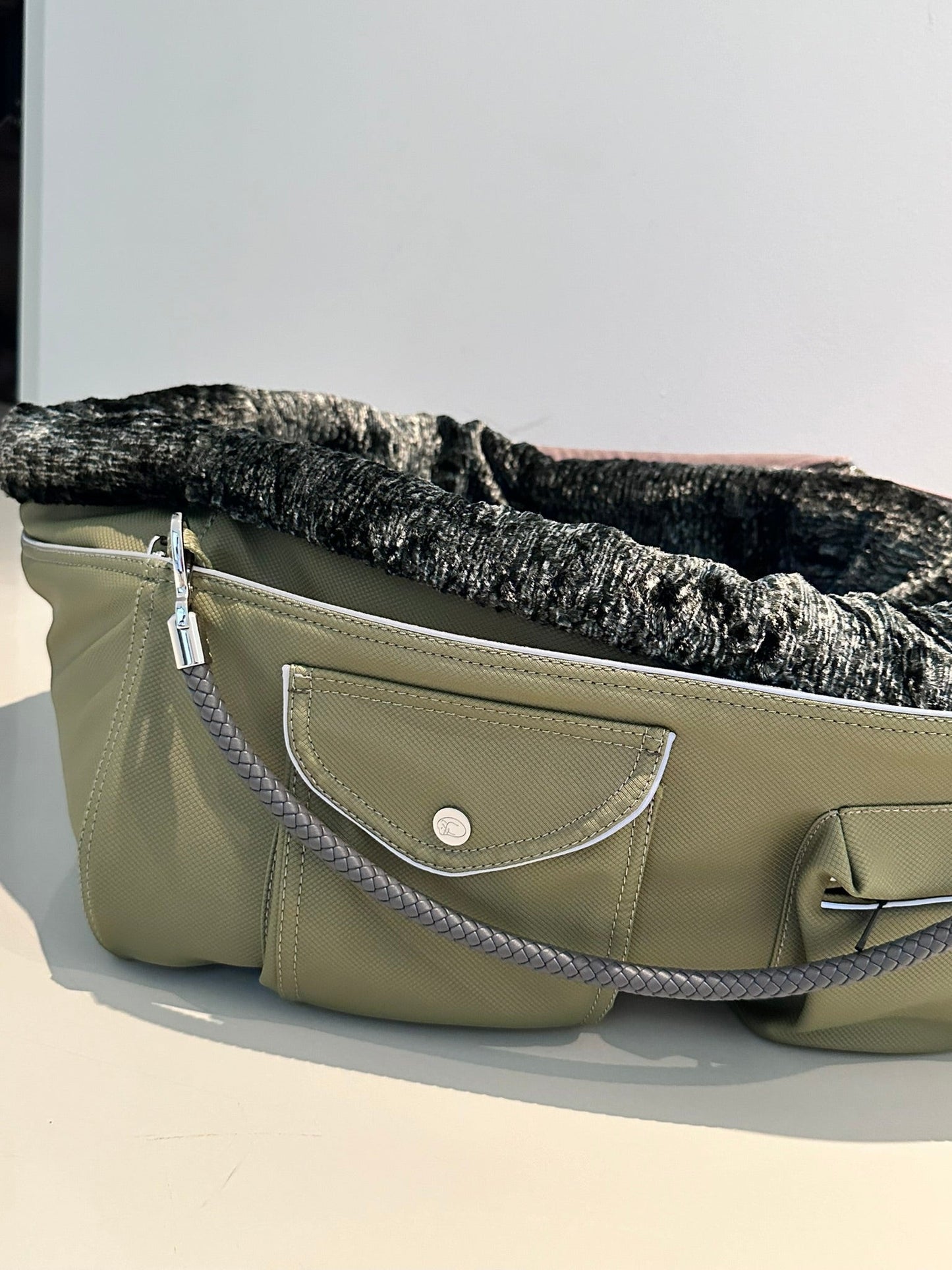 Bolsa de transporte para perros Weekender 4Seasons, verde musgo, M