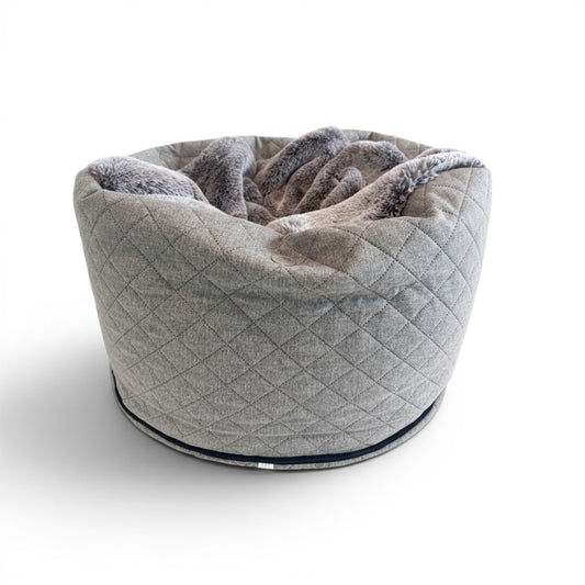 dog bed - Hideaway cave stitch