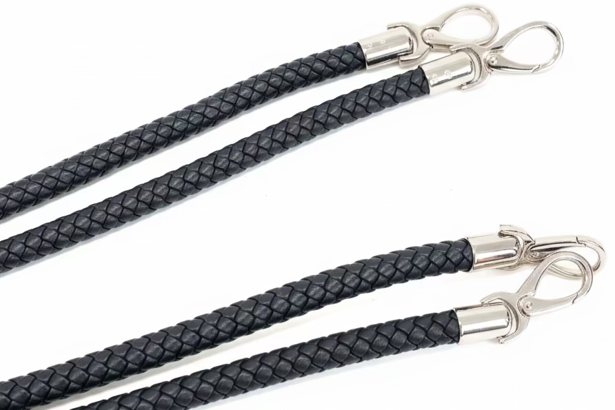 Snap it — braided interchangeable handle