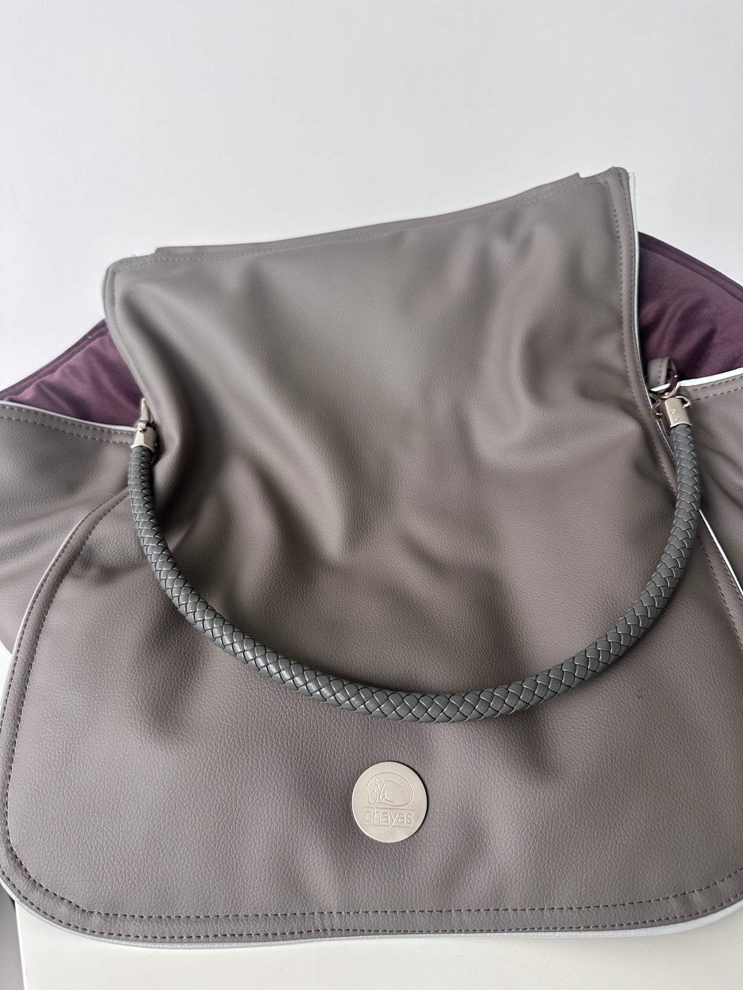 Weekender — Dark Taupe / Blackberry