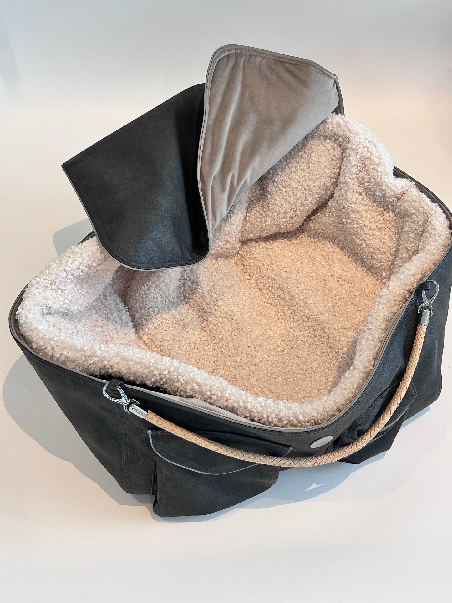 Weekender 4Seasons — anthracite / natural, size M